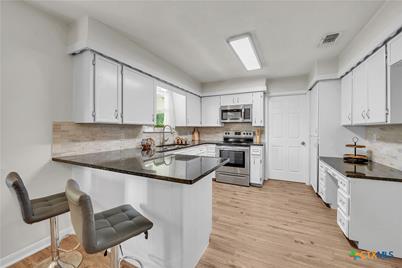 402 Cottonwood Drive, Harker Heights, TX 76548 - Photo 5