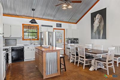 2631 N US Highway 281, Johnson City, TX 78636 - Photo 11