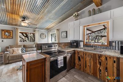 2631 N US Highway 281, Johnson City, TX 78636 - Photo 33