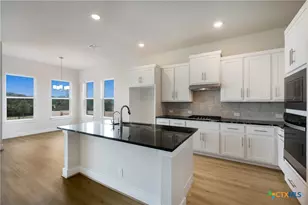 1812 Weinnacht, New Braunfels, TX 78132 - Photo 7