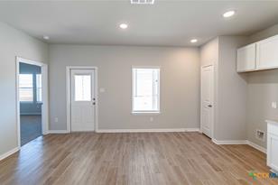 1208 Marvin Grv, Seguin, TX 78155 - Photo 7