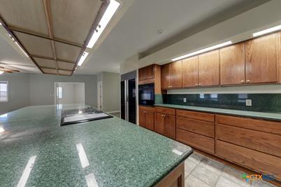 1283 S State Highway 46, New Braunfels, TX 78130 - Photo 19