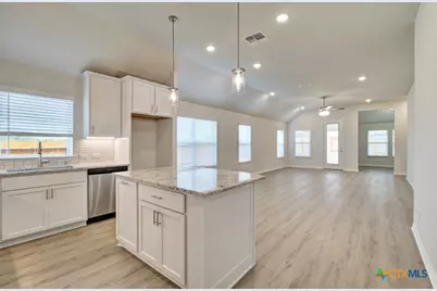 1735 Heritage Maples, New Braunfels, TX 78132 - Photo 3