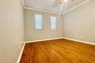 409 Versailles St, Victoria, TX 77904 - Photo 15