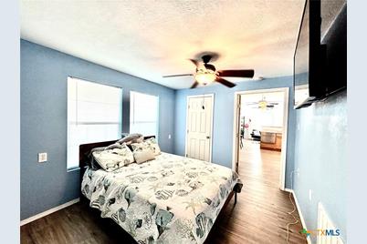 101 N 13th Street, Seadrift, TX 77983 - Photo 33