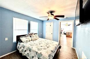 101 N 13th St, Seadrift, TX 77983 - Photo 33