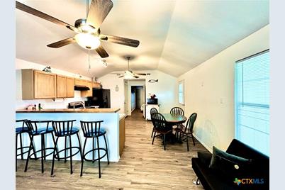 101 N 13th Street, Seadrift, TX 77983 - Photo 13