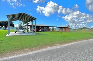 101 N 13th St, Seadrift, TX 77983 - Photo 11