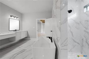 1522 Shady Hollow, New Braunfels, TX 78132 - Photo 21