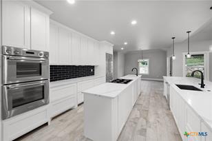 1522 Shady Hollow, New Braunfels, TX 78132 - Photo 15