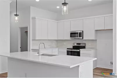 7915 Autumnwood Lane, Temple, TX 76502 - Photo 9