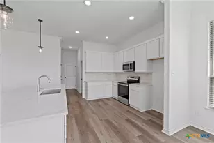 7915 Autumnwood Ln, Temple, TX 76502 - Photo 15