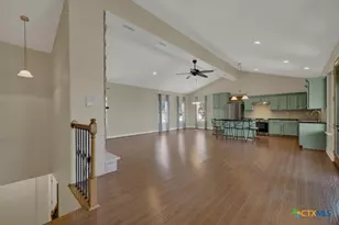 925 & 913 Glenn Dr Dr, Canyon Lake, TX 78133 - Photo 11