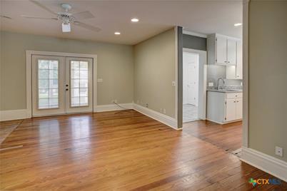 1322 North Avenue F Avenue, Shiner, TX 77984 - Photo 17