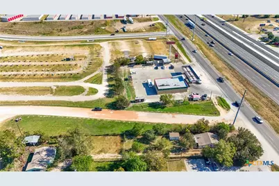 1113 N Old Highway 81, Kyle, TX 78640 - Photo 9