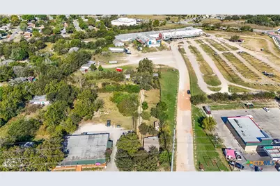 1113 N Old Highway 81, Kyle, TX 78640 - Photo 23