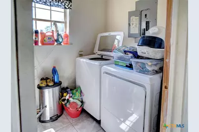 294 Lois Lane, Paige, TX 78659 - Photo 27