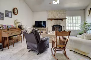 294 Lois Ln, Paige, TX 78659 - Photo 11