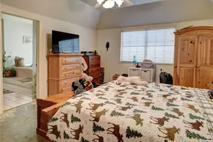 294 Lois Ln, Paige, TX 78659 - Photo 21