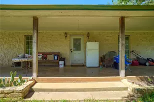 294 Lois Ln, Paige, TX 78659 - Photo 9