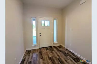 1714 E Avenue G, Lampasas, TX 76550 - Photo 3