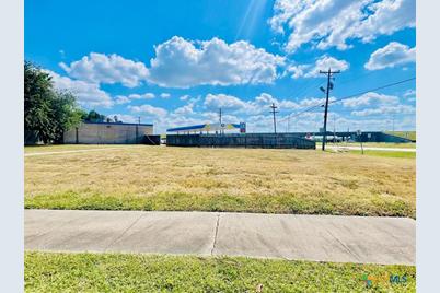 7002 Nursery Drive, Victoria, TX 77904 - Photo 3