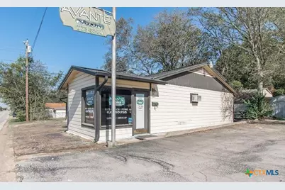 2008 W Avenue M, Temple, TX 76504 - Photo 1