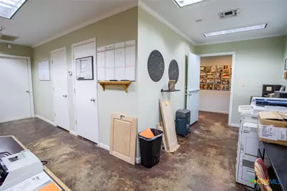 400 Warehouse Road, Victoria, TX 77905 - Photo 47