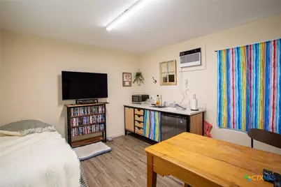 400 Warehouse Road, Victoria, TX 77905 - Photo 13