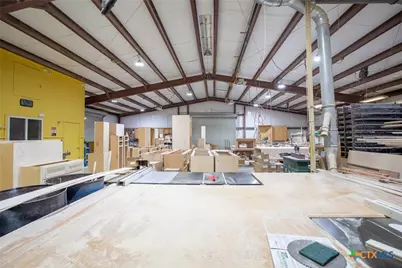 400 Warehouse Road, Victoria, TX 77905 - Photo 37