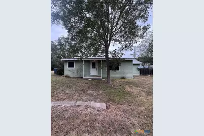 728 W Franklin Street, Goliad, TX 77963 - Photo 1