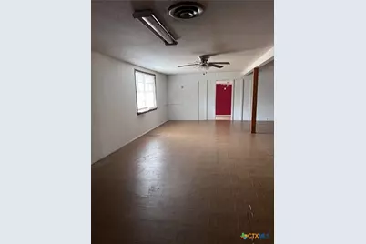 728 W Franklin Street, Goliad, TX 77963 - Photo 9