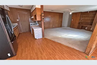 902 Holly Street, Copperas Cove, TX 76522 - Photo 5