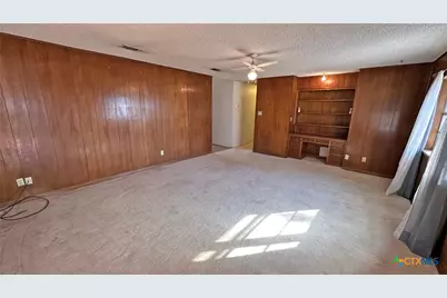 902 Holly Street, Copperas Cove, TX 76522 - Photo 11