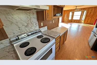 902 Holly Street, Copperas Cove, TX 76522 - Photo 3