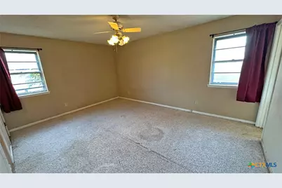 902 Holly Street, Copperas Cove, TX 76522 - Photo 19