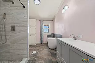 8672 County Rd 133, Burlington, TX 76519 - Photo 25