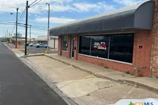 801 N 8th St, Killeen, TX 76541 - Photo 1