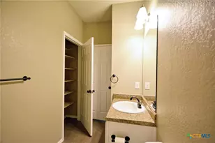 107 Rosedale Ave, New Braunfels, TX 78130 - Photo 17