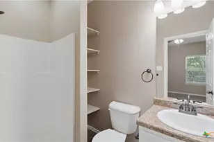 107 Rosedale Ave, New Braunfels, TX 78130 - Photo 17