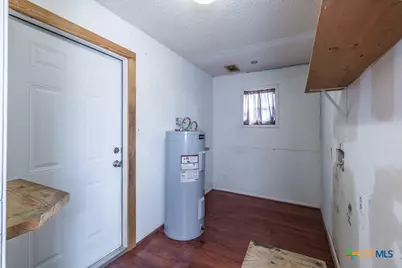 3300 State Highway 95, Shiner, TX 77984 - Photo 17