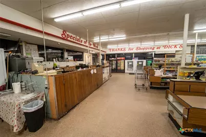 1302 E Crestwood Drive, Victoria, TX 77901 - Photo 7