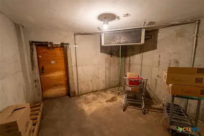 1302 E Crestwood Drive, Victoria, TX 77901 - Photo 39