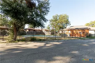 4020 River Oaks Cir, Temple, TX 76504 - Photo 35