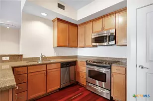 7342 Oak Manor Dr, San Antonio, TX 78229 - Photo 11