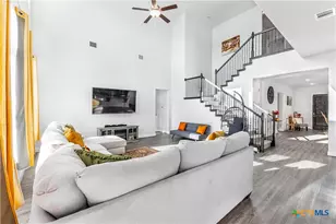 306 Pulitzer Dr, Hutto, TX 78634 - Photo 17