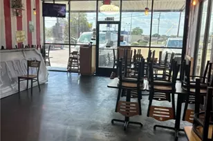 3112 N Navarro St, Victoria, TX 77901 - Photo 1