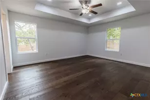 1123 Ainsworth St, Gonzales, TX 78629 - Photo 7