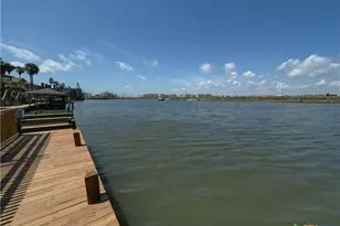 15201 Leeward Dr, Corpus Christi, TX 78418 - Photo 17