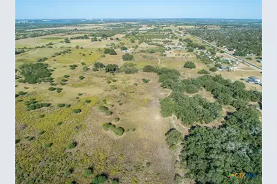 21123 Lamm Road, Elmendorf, TX 78112 - Photo 9